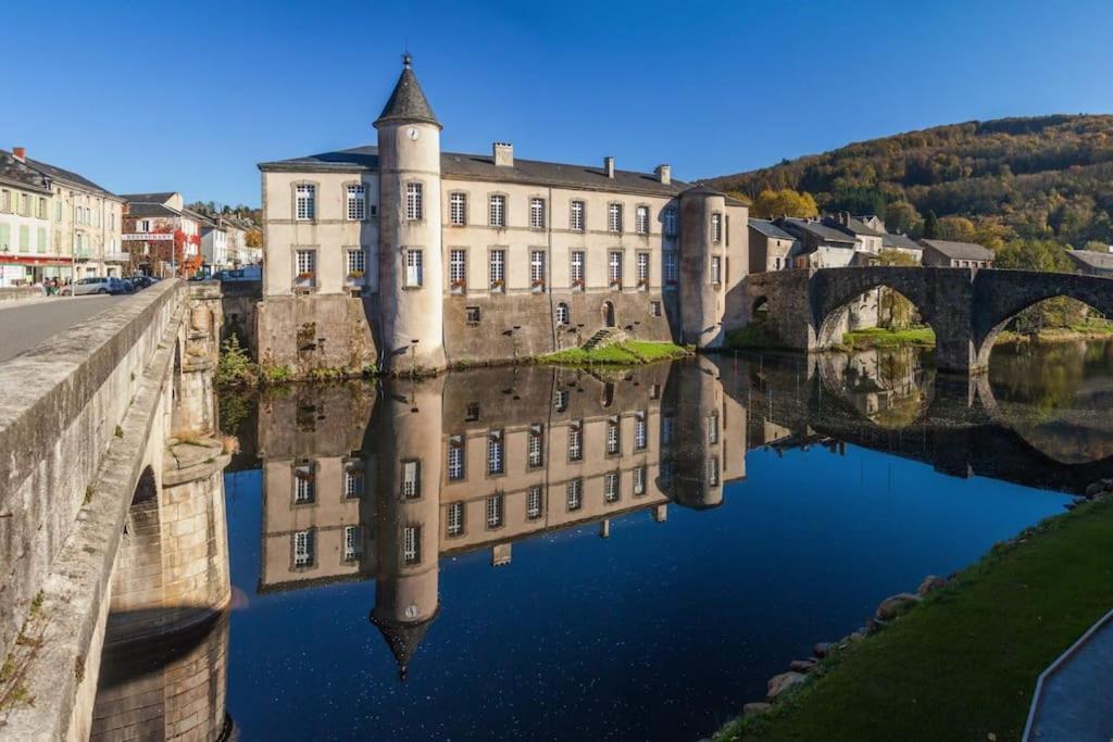 Gite Belfortes Plein Coeur De Brassac Brassac  Esterno foto